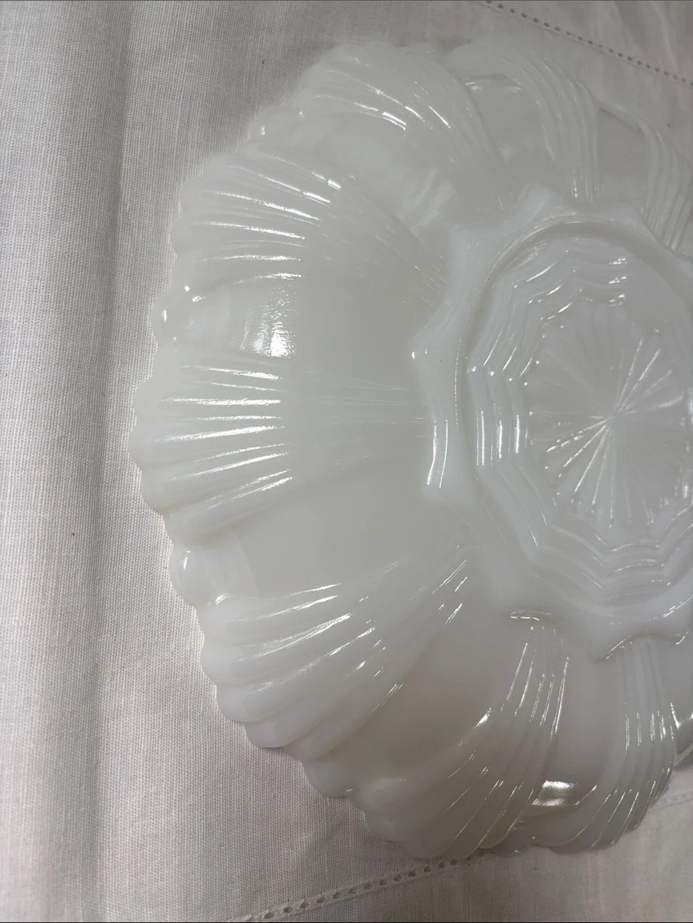 Vintage Anchor Hocking Milk Glass 3 Section Relish Tray